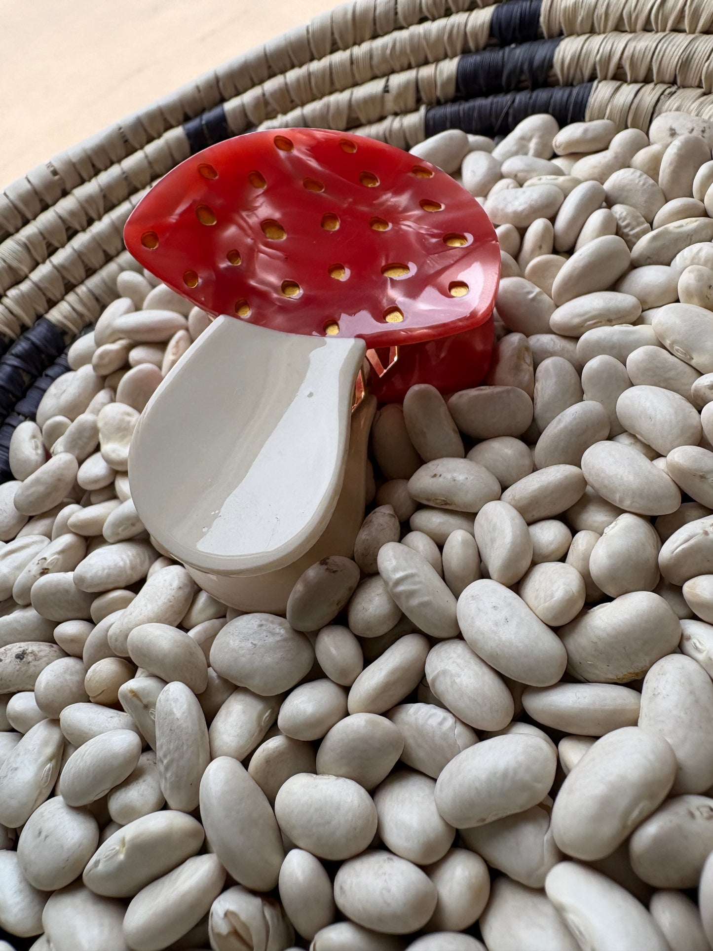 Mushroom Hair Claw, Mini Claw Clip