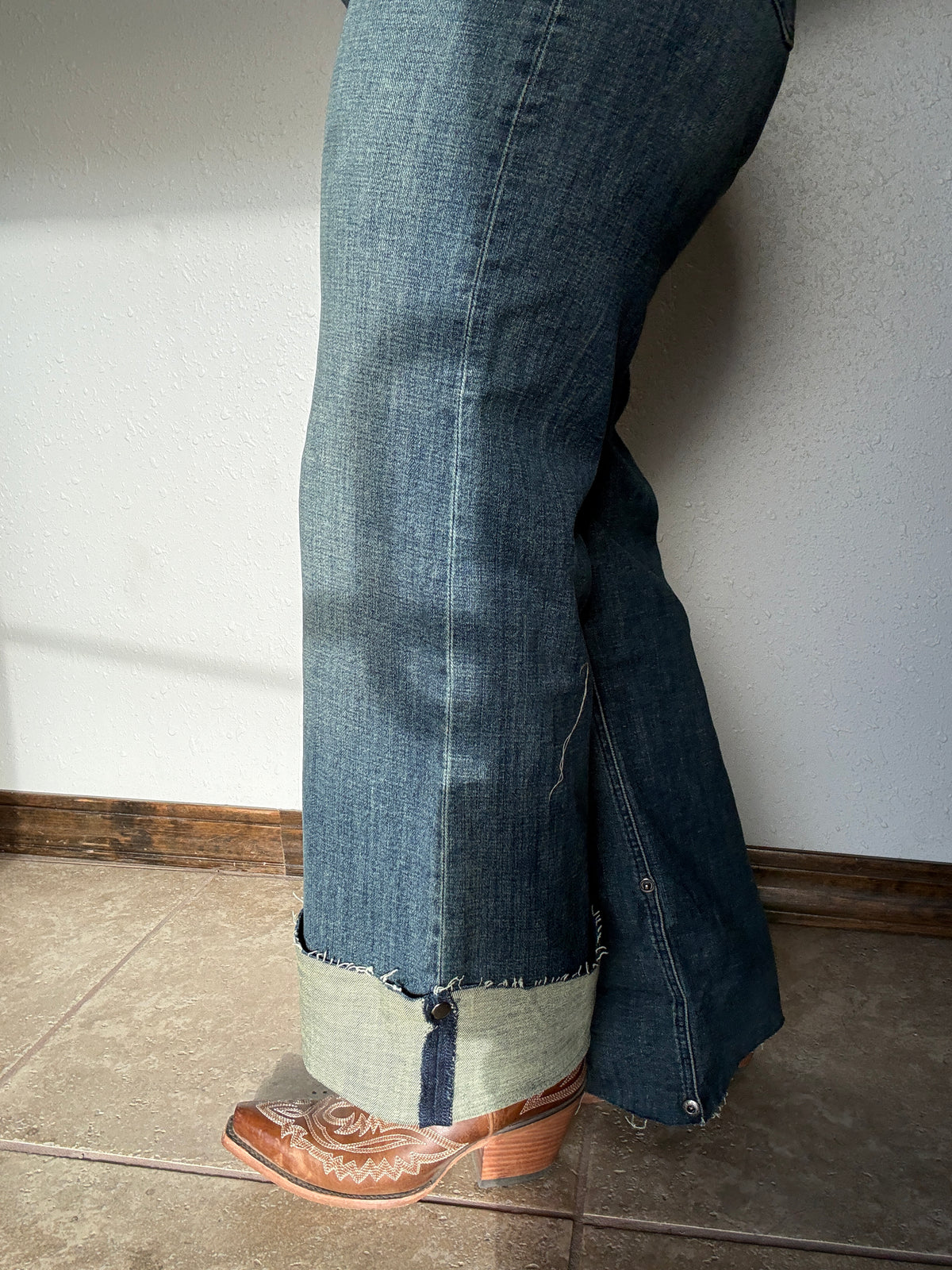 INSEAM TRANSFORM HIGH RISE TUMMY CONTROL VINTAGE WIDE LEG JEANS