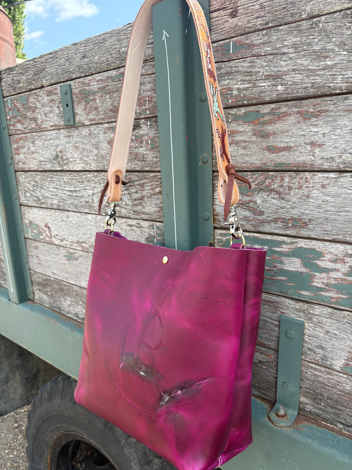 Wild Ponies Tote Bag *Burgundy