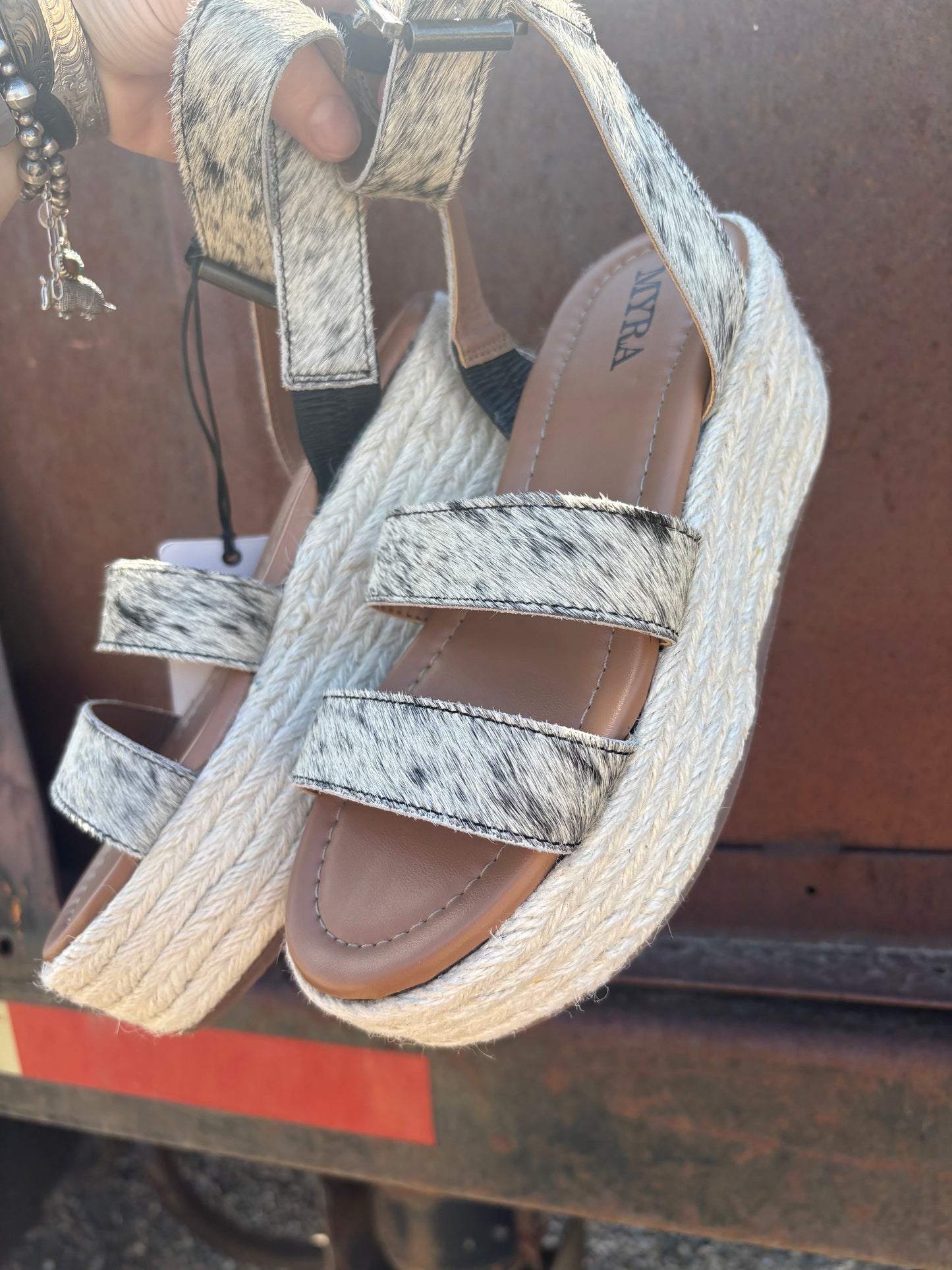 Longhorn Lasso Leather Sandals