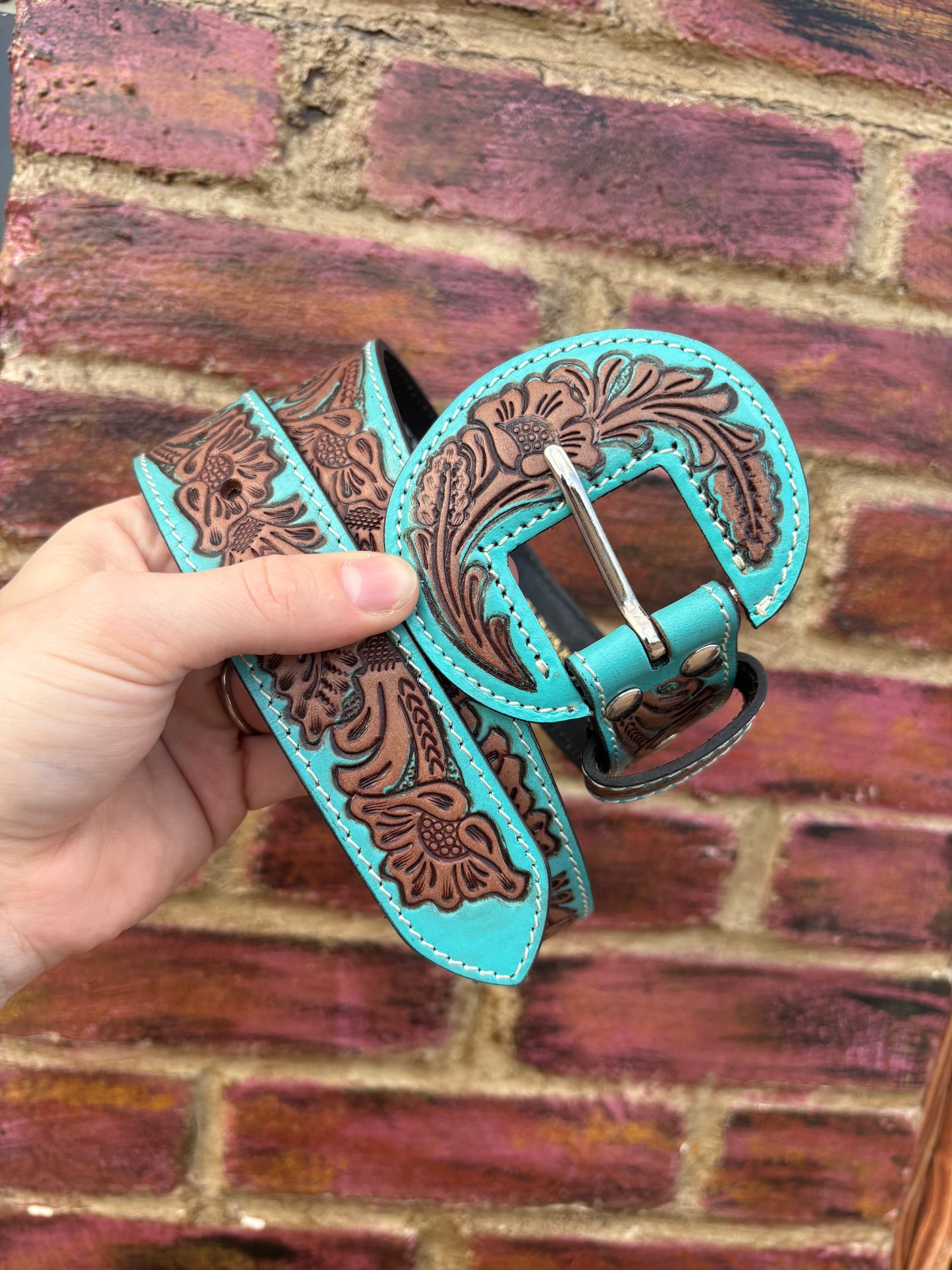 Barrel Bloom Leather Belt