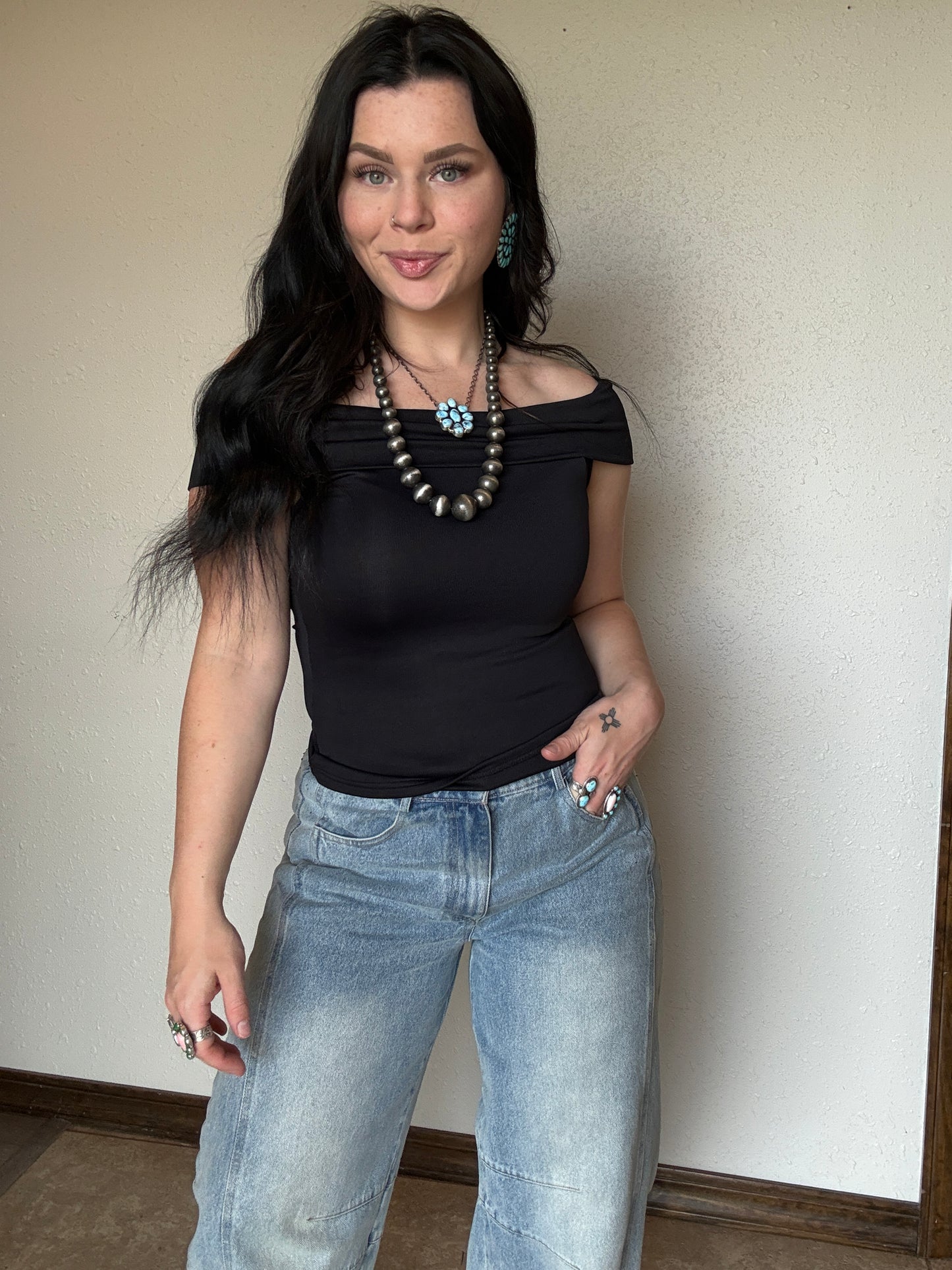 The Lex Off The Shoulder Basic Top