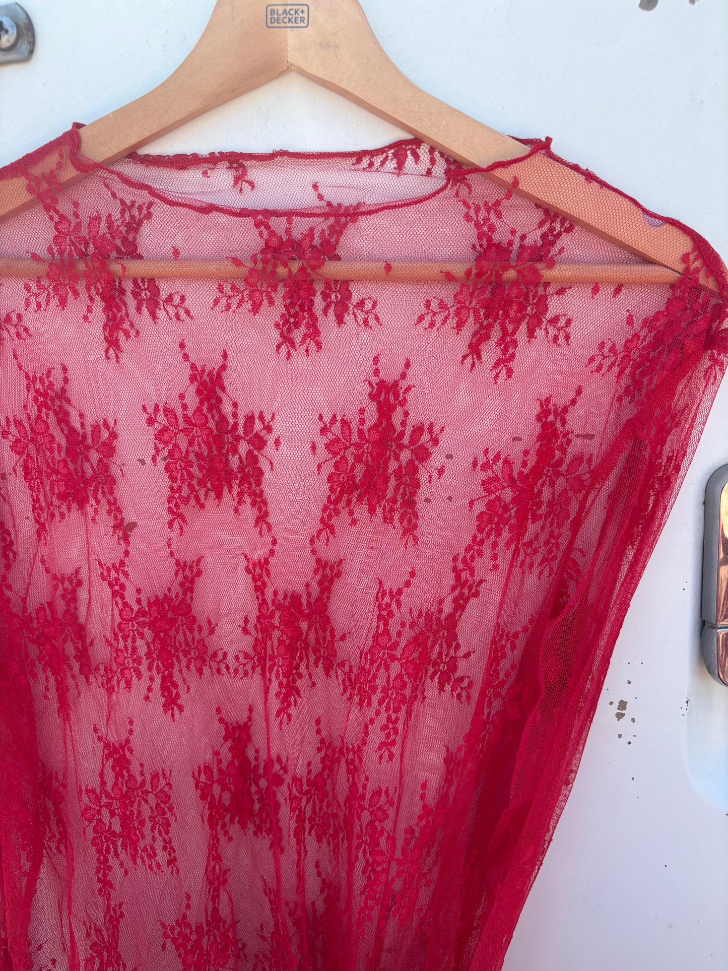Lace Undershirt *Red