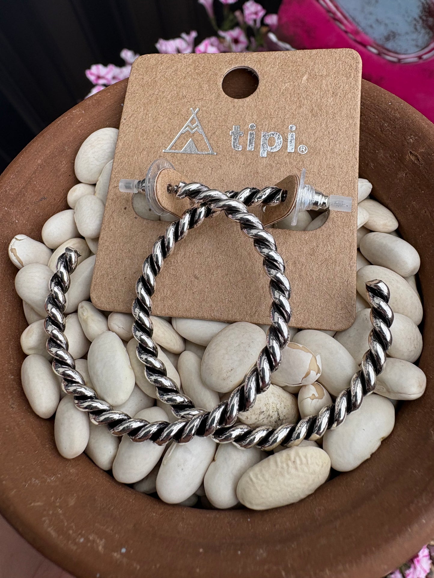 Medium Sized Twist Hoop Earrings