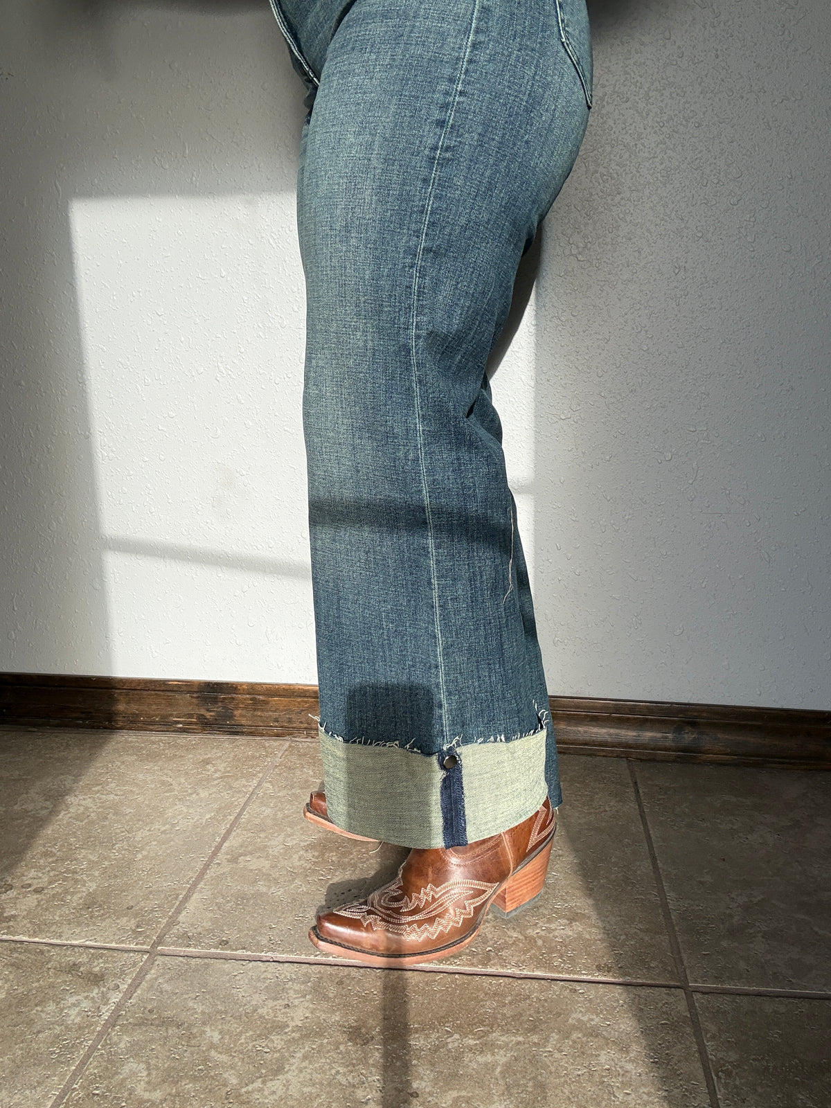 INSEAM TRANSFORM HIGH RISE TUMMY CONTROL VINTAGE WIDE LEG JEANS