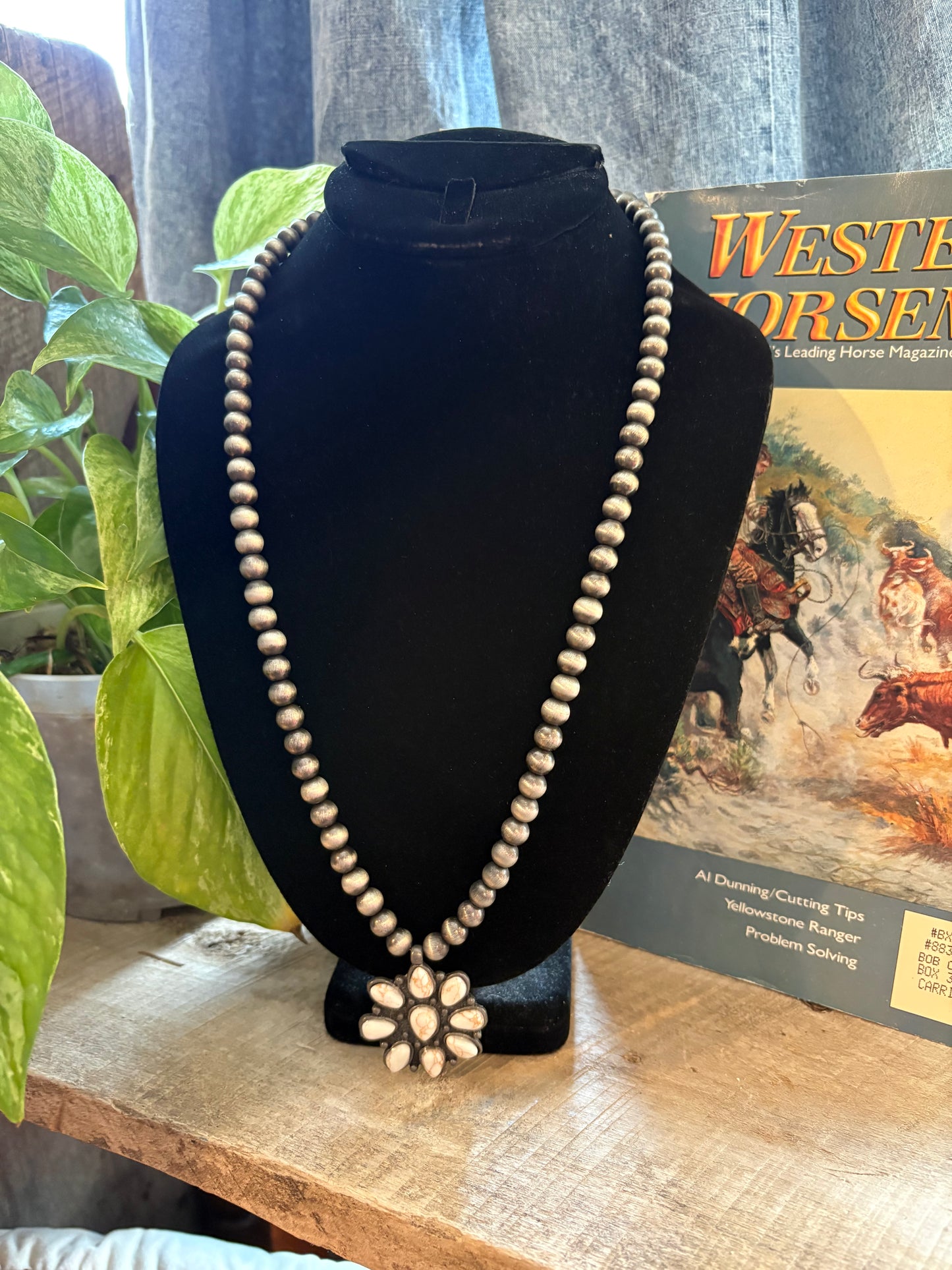 Pearl Naja Necklace *White