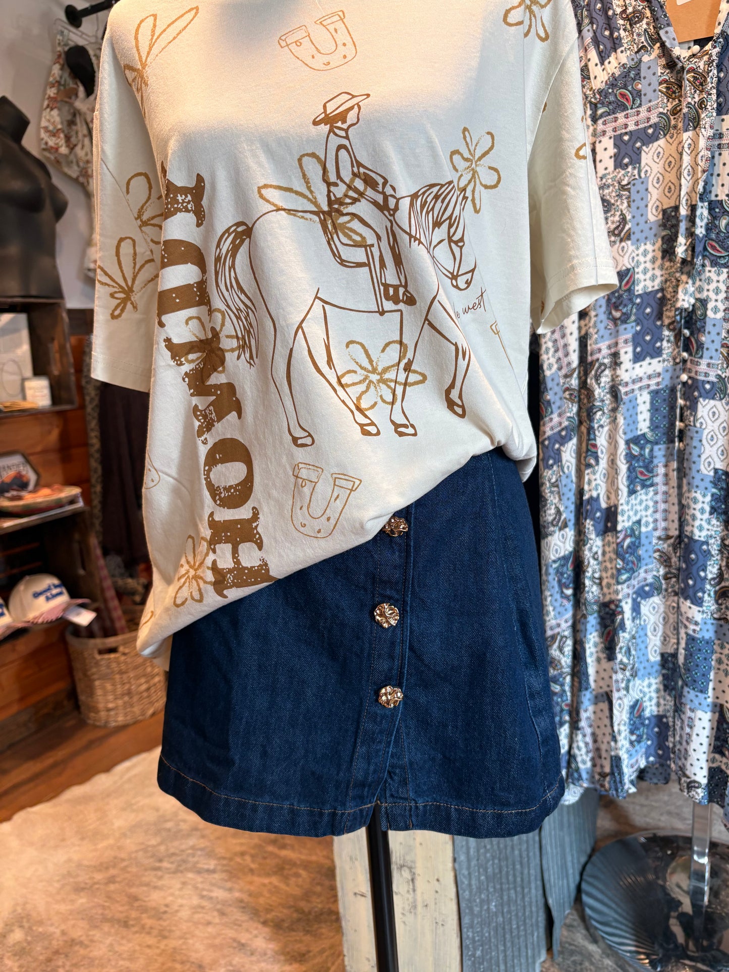 GOLD BUTTON  DENIM MINI SKORT