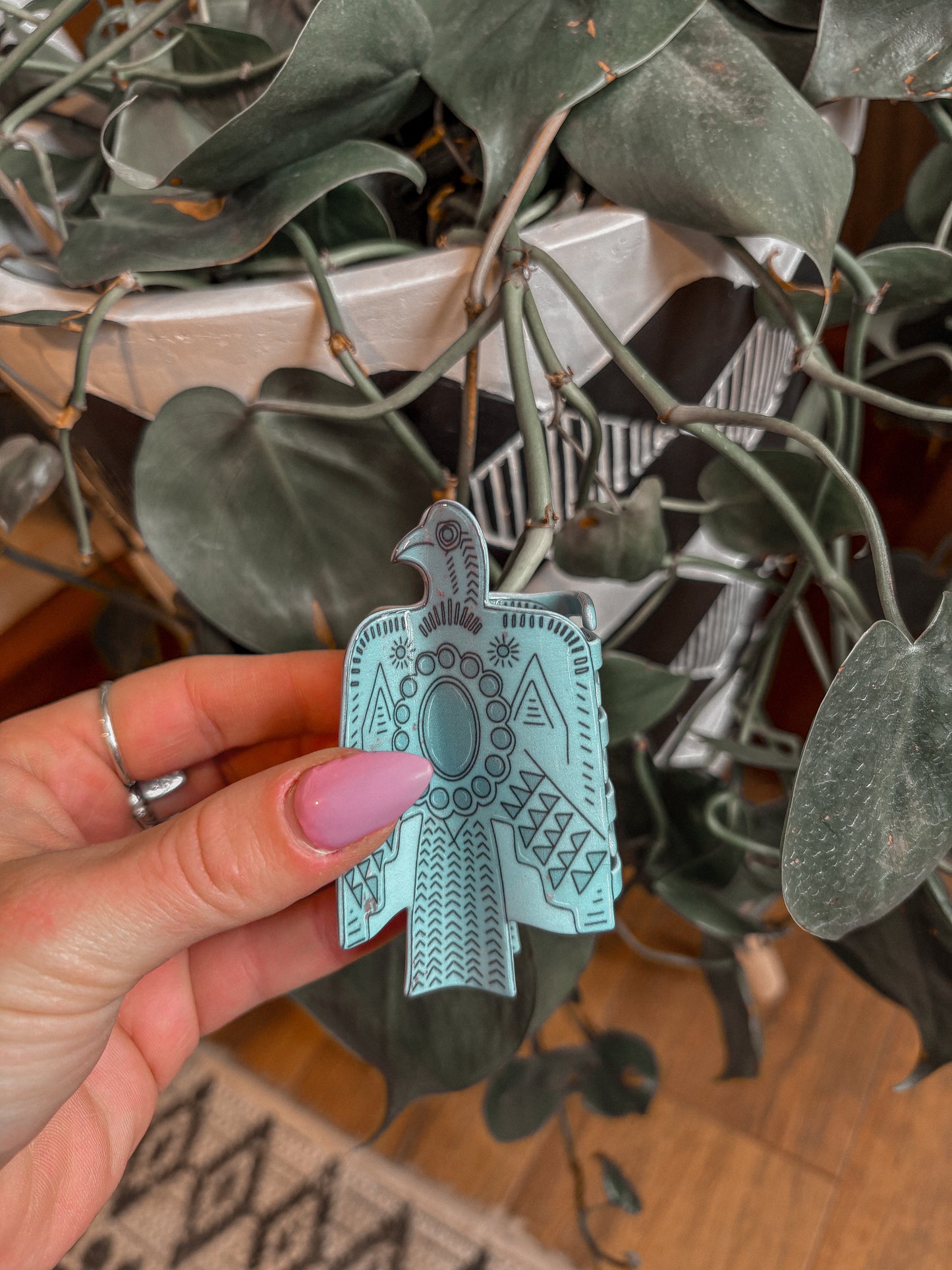 Thunderbird Claw Clip