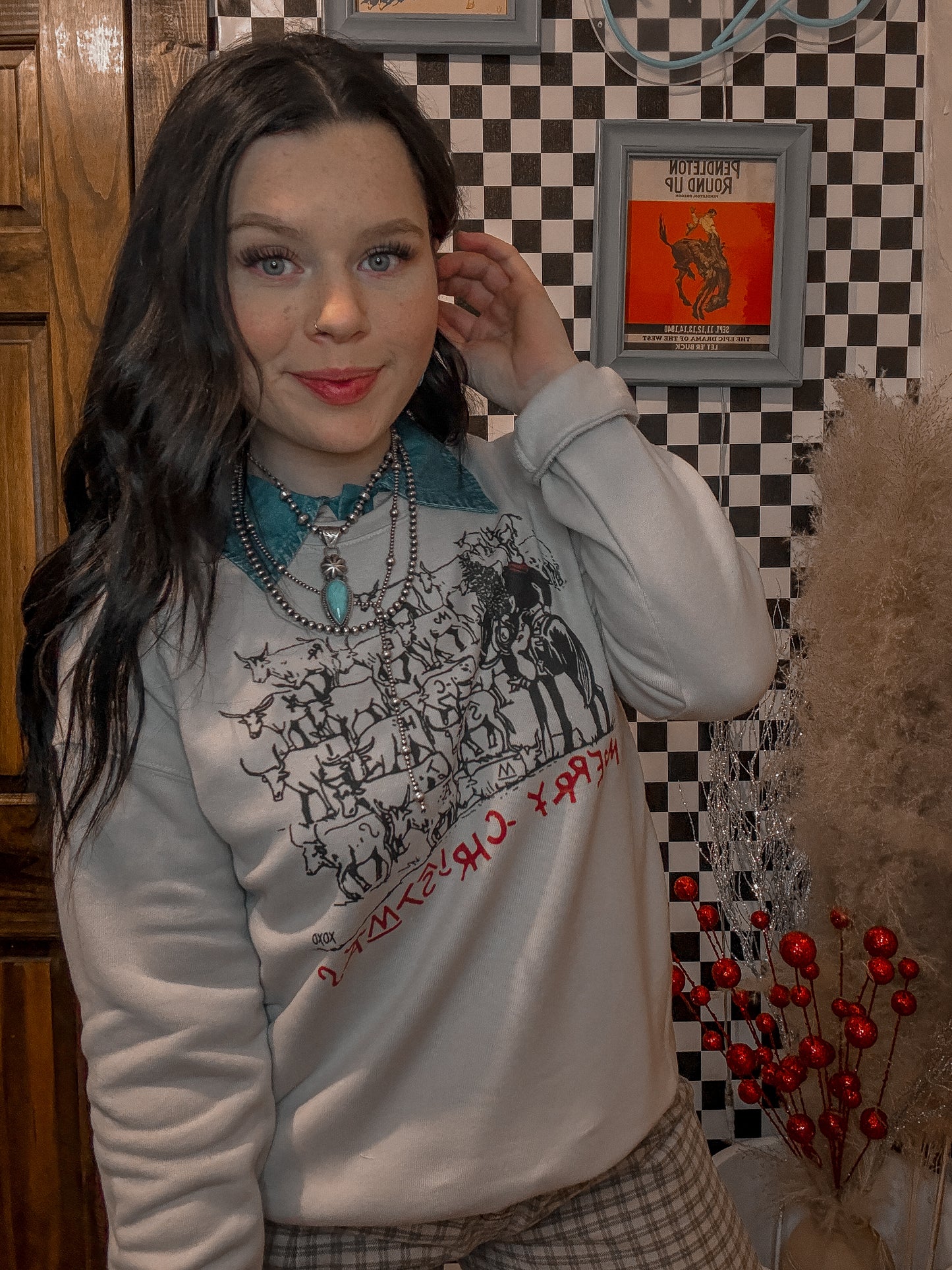 XOXO Art Merry Christmas Long Horn Pullover