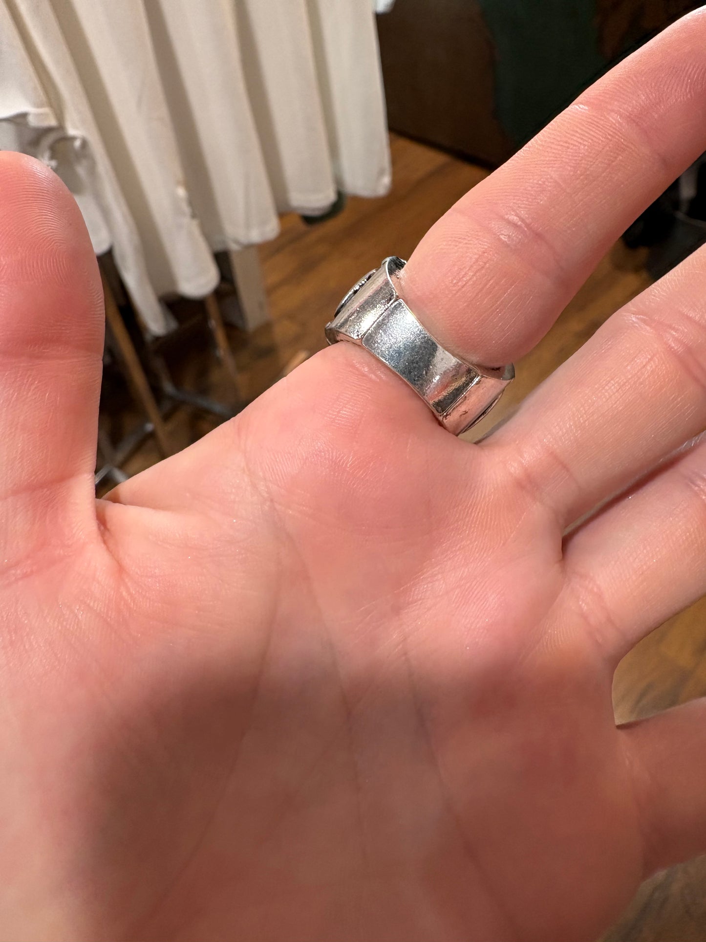 Western Bubble Textured Stretch Ring
