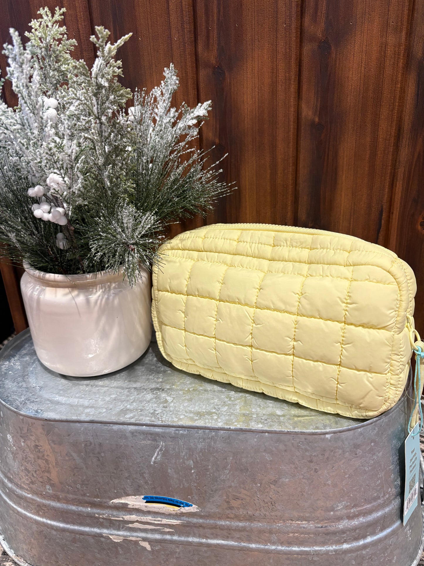 Quilted Puffer Pouch *BUTTER