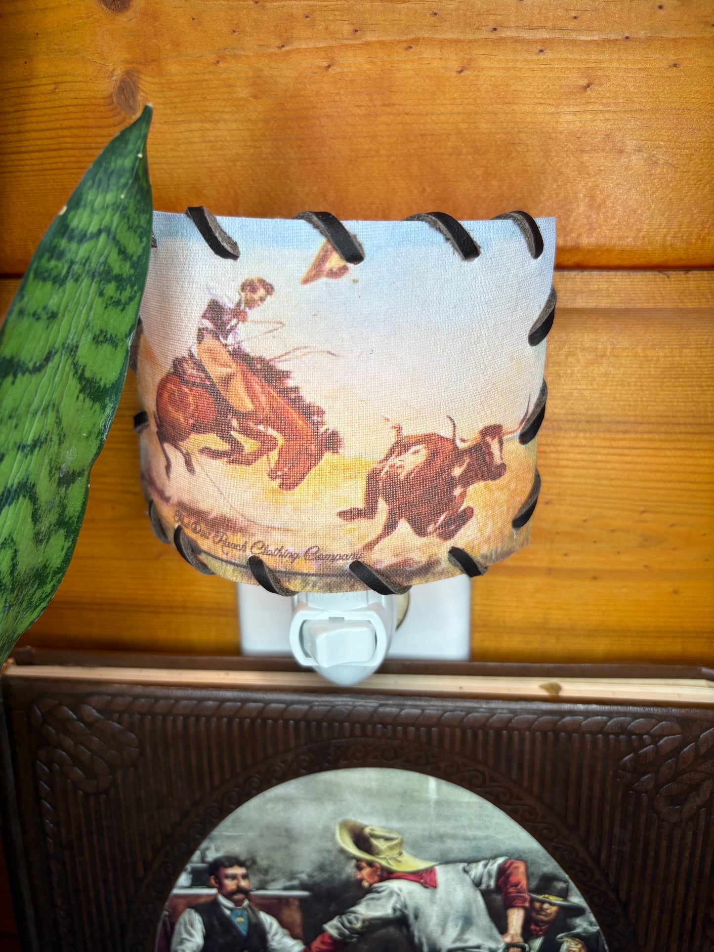 Western Night Light *Roping Bronc