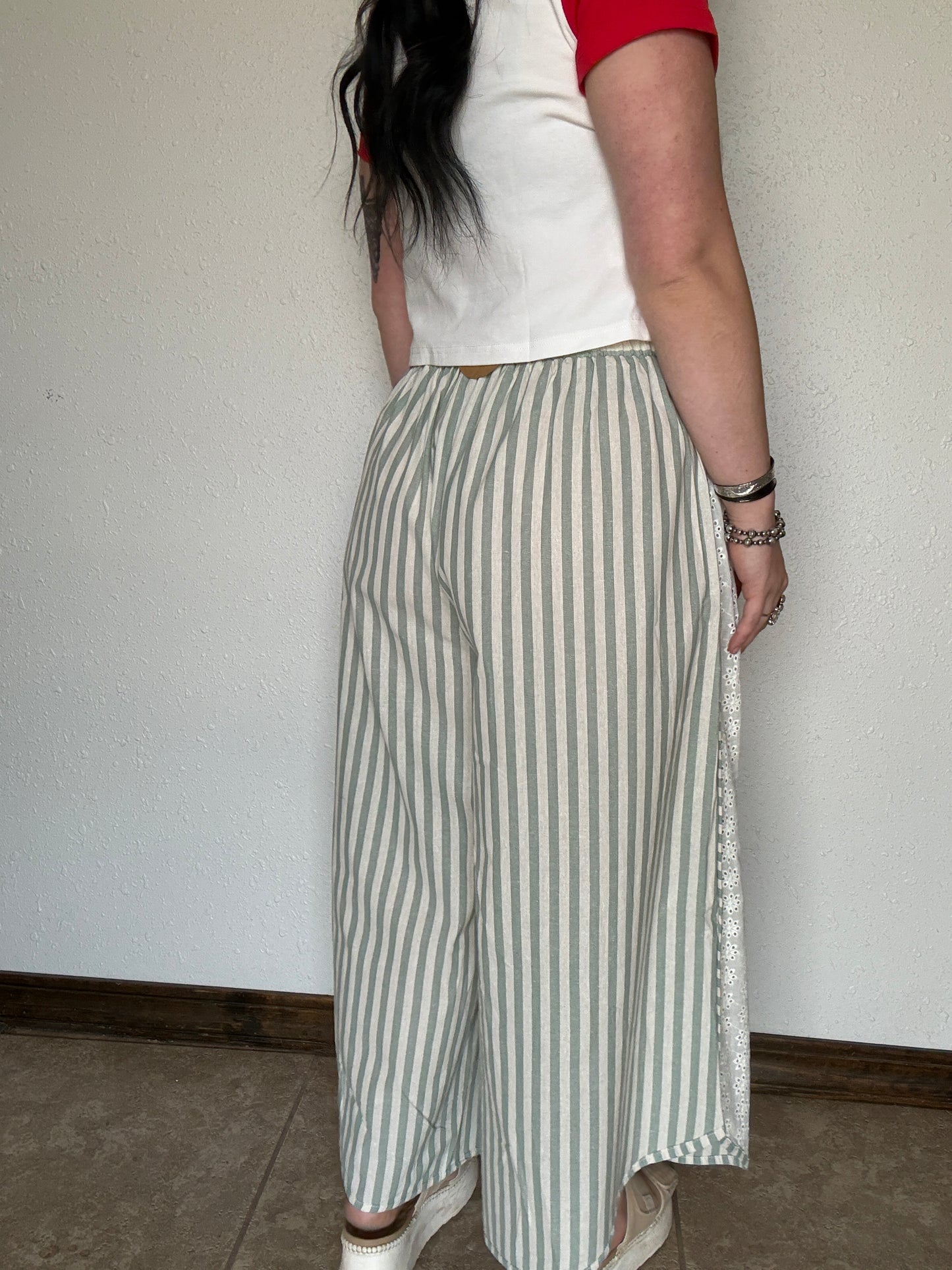 The Liberty Flowy Pant *Sage