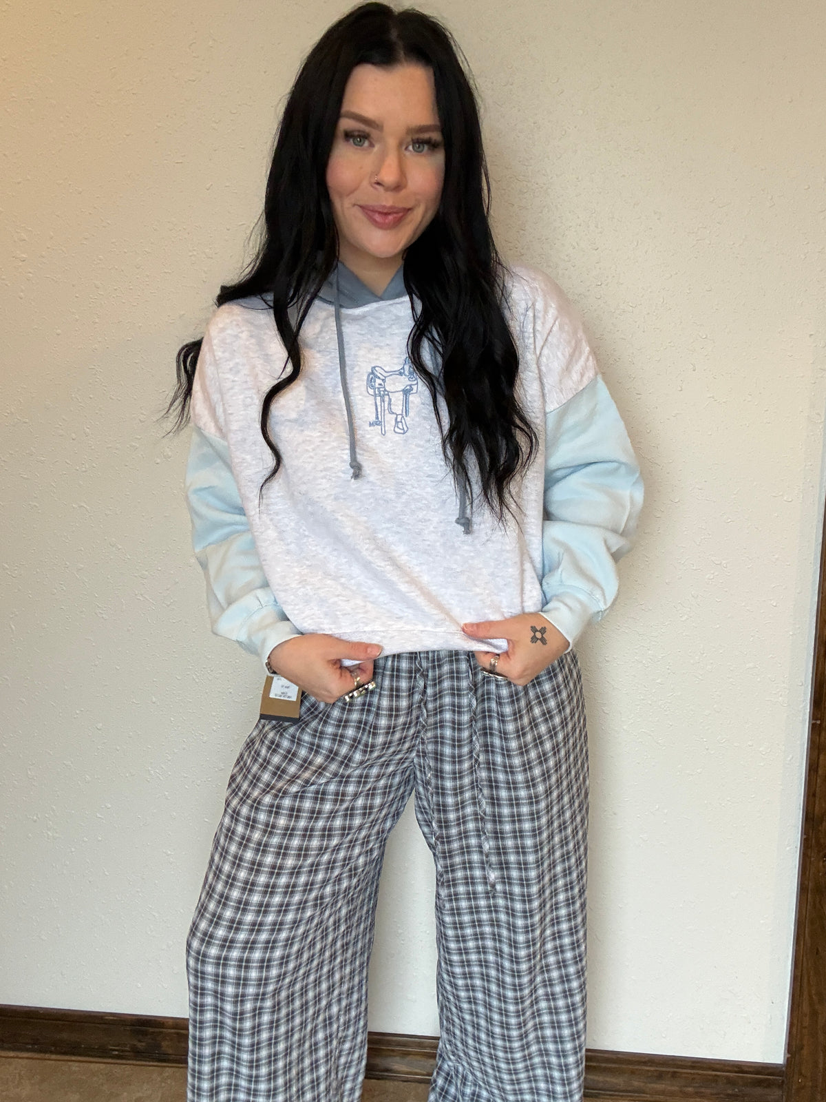 Tricolor Cropped Saddle Hoodie