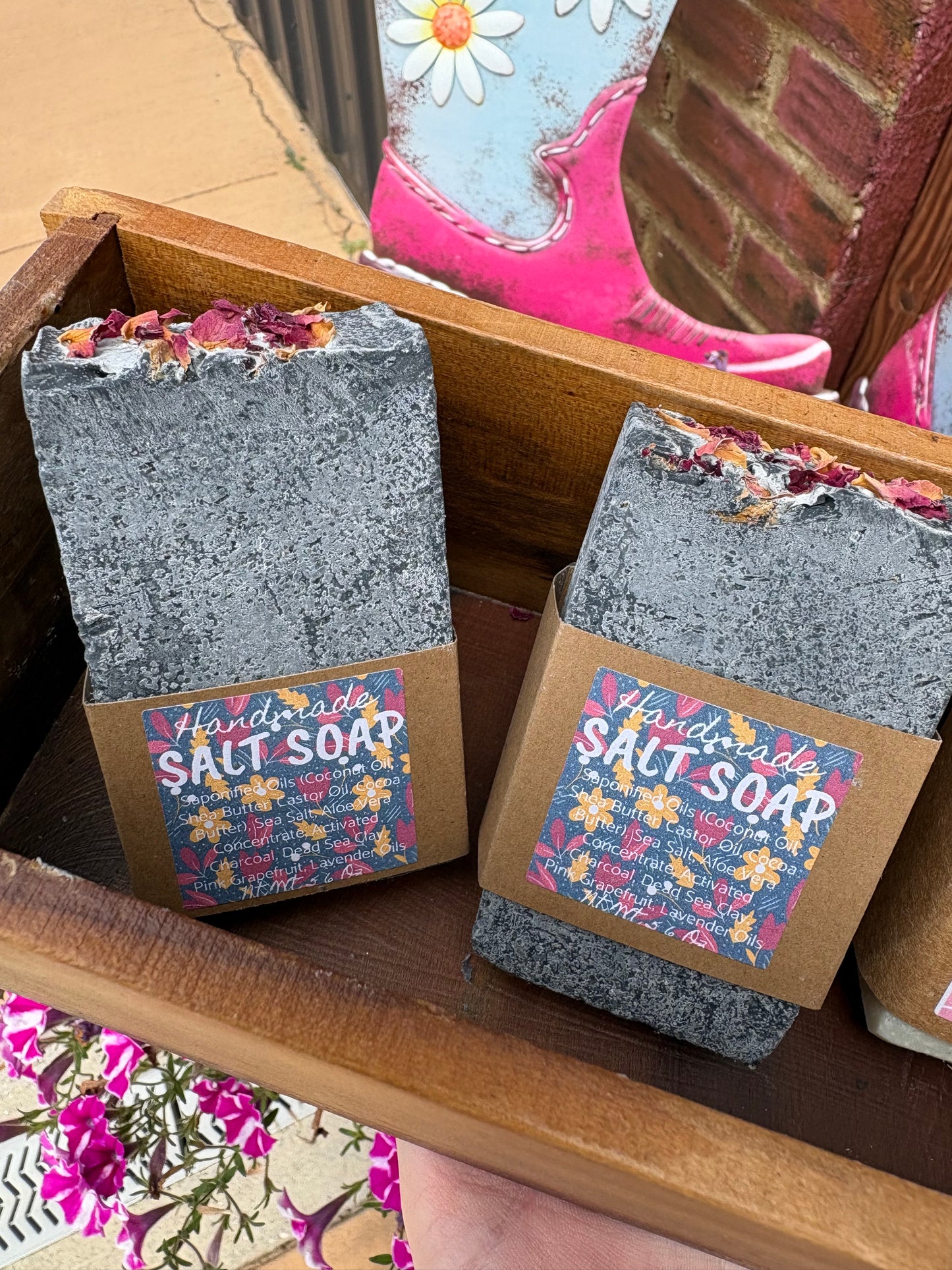 Local Made Salt Stone Soap Bar *Grapefruit
