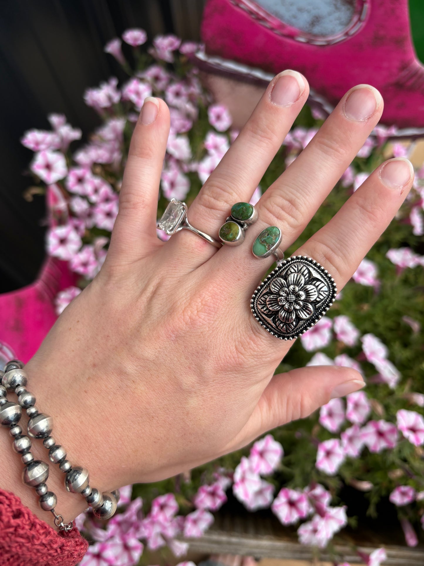 Western Flower Engraved Stretchy Ring