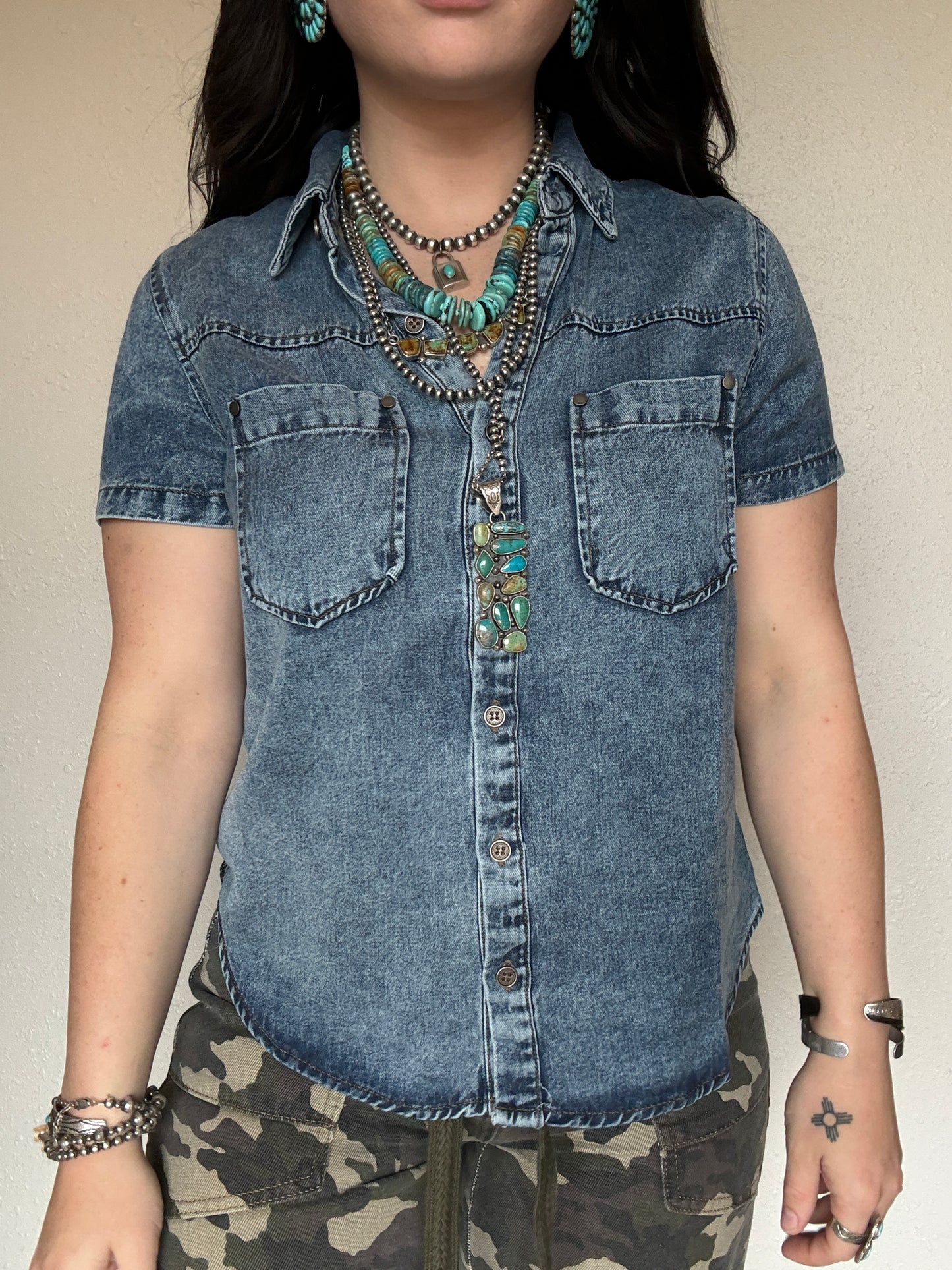 The Loretta Denim Short Sleeve