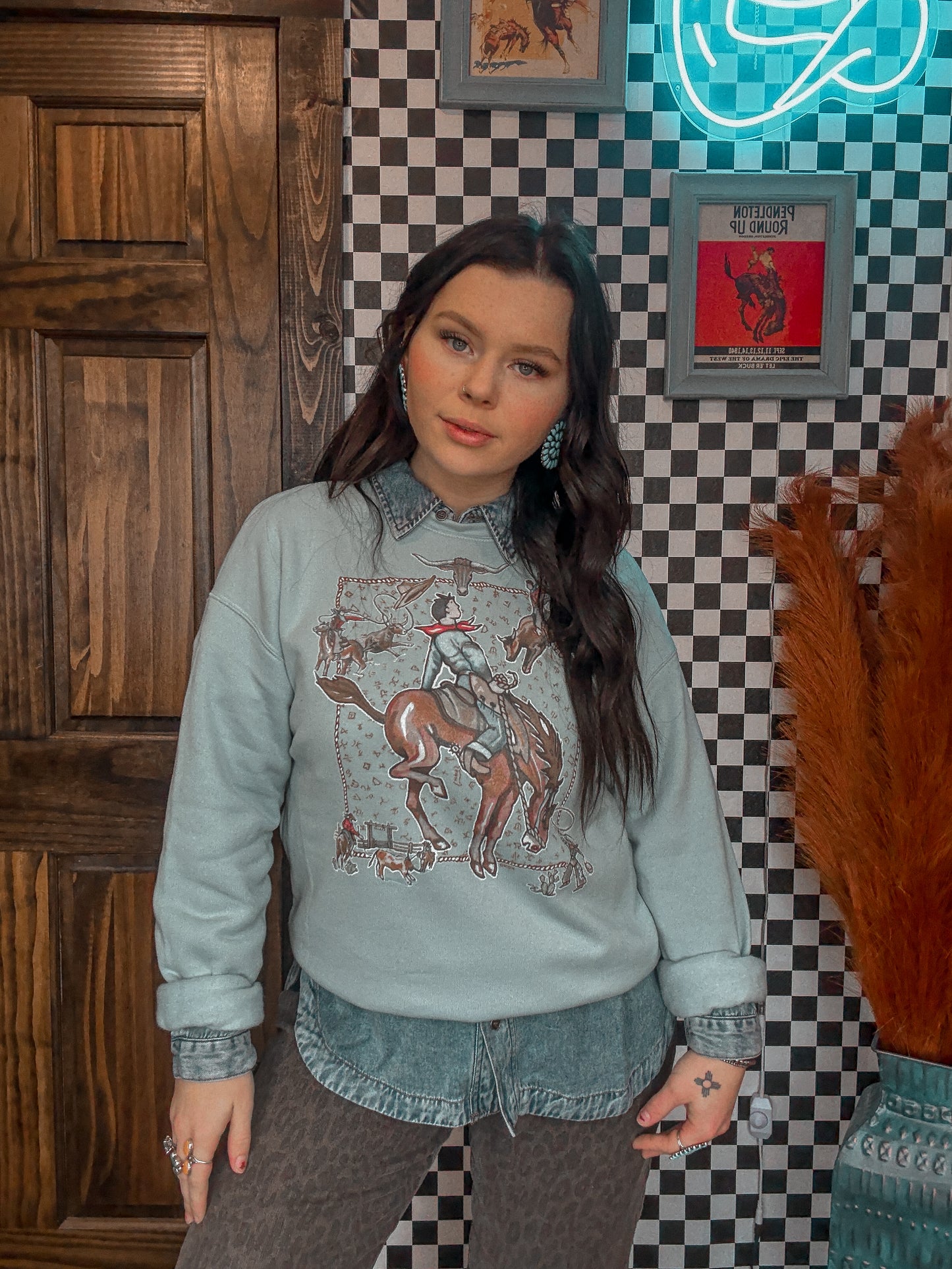 XOXO Art Trails West Pullover