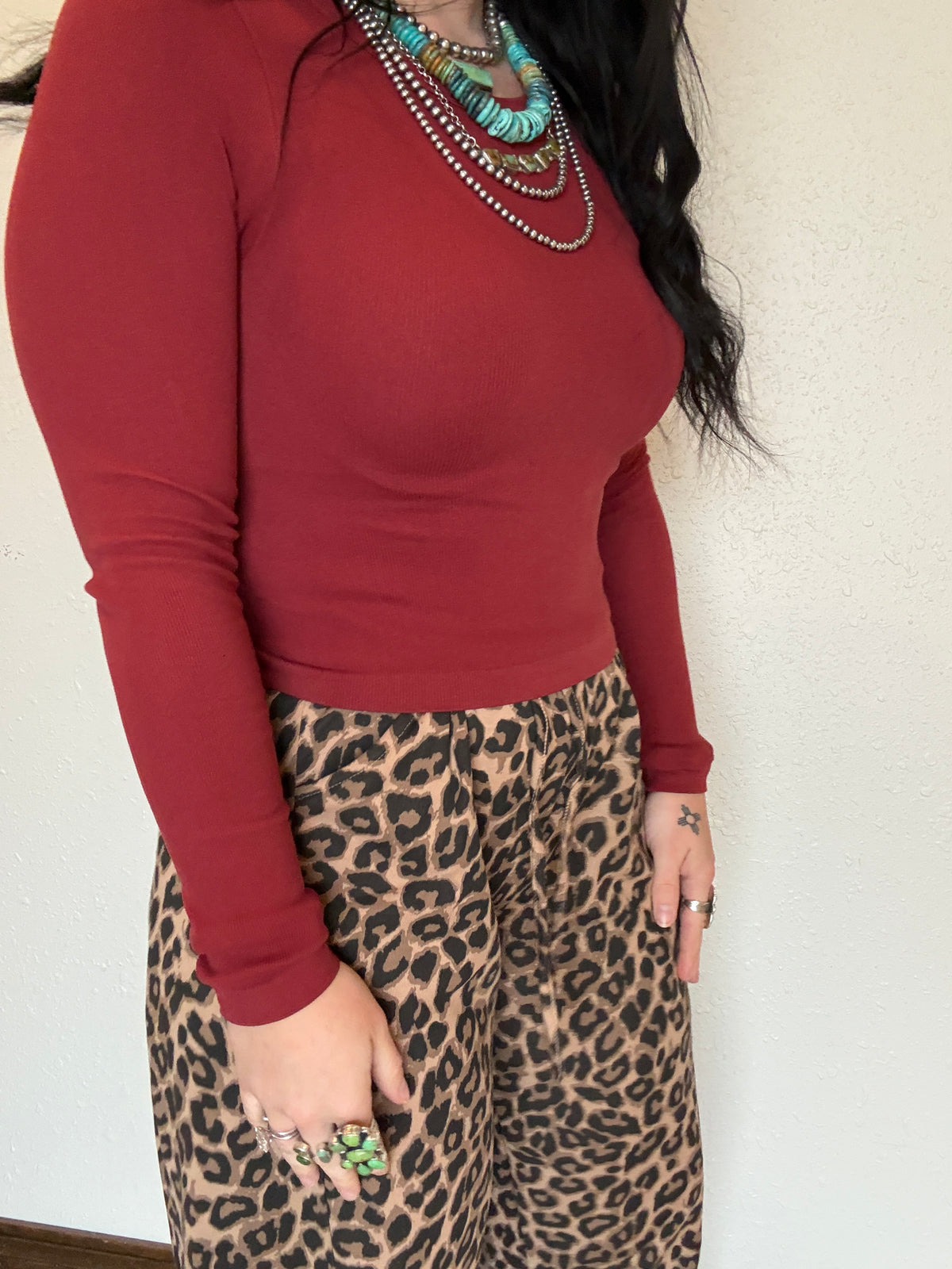 Long Sleeve Crew Neck Rib Seamless Top *Wine