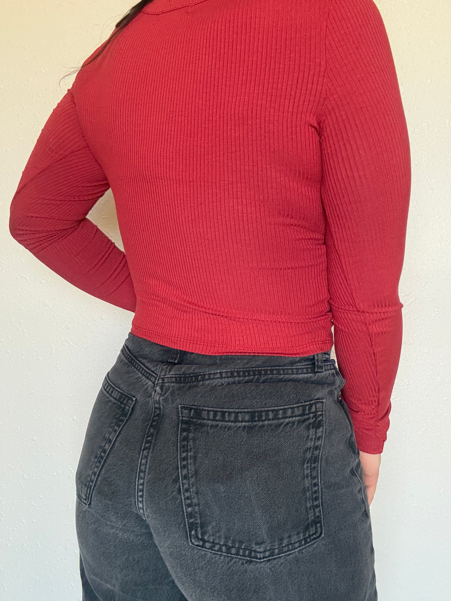 Ribbed Basic Long Sleeve *Red Pony